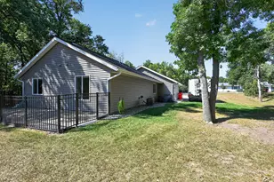 2006 Woodland Park Dr NE, Alexandria, MN 56308 - Photo 43