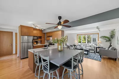 933 Dartmouth Place SE, Minneapolis, MN 55414 - Photo 5