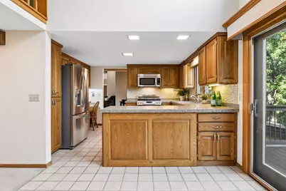 20 Deer Hills Drive, North Oaks, MN 55127 - Photo 11