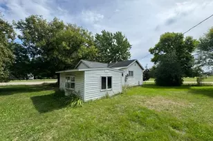 509 Jefferson Ave S, Sebeka, MN 56477 - Photo 3