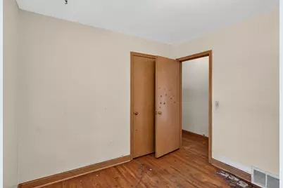 6324 France Avenue N, Brooklyn Center, MN 55429 - Photo 17