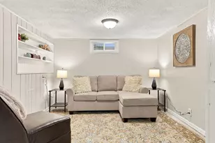 5130 Queen Ave N, Minneapolis, MN 55430 - Photo 39