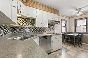 1747 Pinewood Dr, Shoreview, MN 55126 - Photo 7