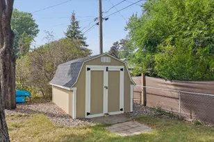 1747 Pinewood Dr, Shoreview, MN 55126 - Photo 23
