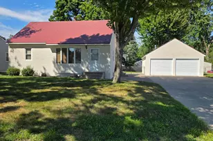 1747 Pinewood Dr, Shoreview, MN 55126 - Photo 1