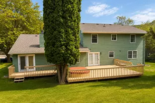 225 Oak Leaf Dr, Winona, MN 55987 - Photo 3