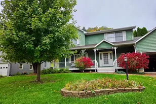 225 Oak Leaf Dr, Winona, MN 55987 - Photo 7