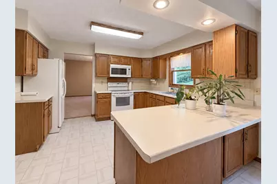 225 Oak Leaf Drive, Winona, MN 55987 - Photo 13