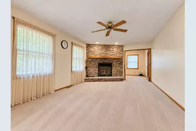 225 Oak Leaf Drive, Winona, MN 55987 - Photo 11