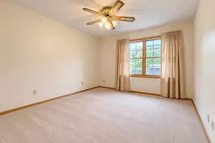 225 Oak Leaf Dr, Winona, MN 55987 - Photo 23