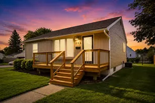 306 16th St SE, Austin, MN 55912 - Photo 1