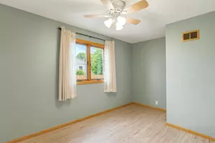 306 16th St SE, Austin, MN 55912 - Photo 31