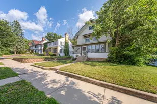 117 Shaubut St, Mankato, MN 56001 - Photo 1