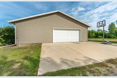 18613 Peninsula Trail, Battle Lake, MN 56515 - Photo 9