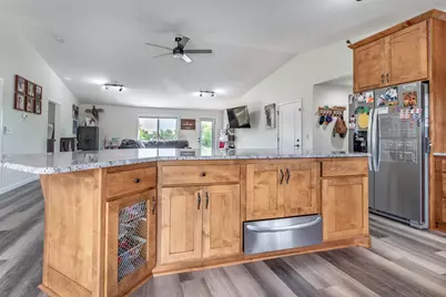 18613 Peninsula Trail, Battle Lake, MN 56515 - Photo 33