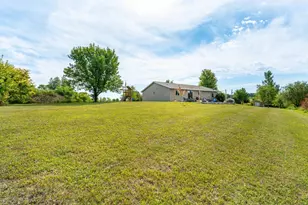 18613 Peninsula Trail, Battle Lake, MN 56515 - Photo 19