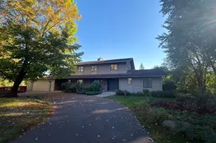 49 Nord Cir Rd, North Oaks, MN 55127 - Photo 1