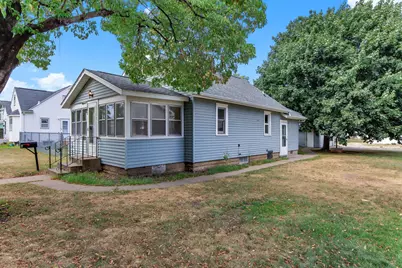 242 Park Street W, South Saint Paul, MN 55075 - Photo 21