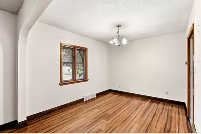 242 Park Street W, South Saint Paul, MN 55075 - Photo 9