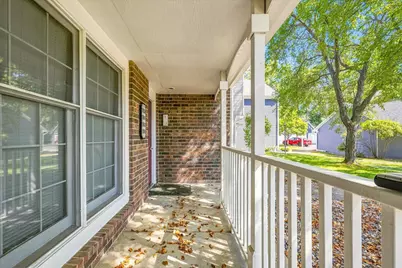 10943 Quebec Avenue S, Bloomington, MN 55438 - Photo 3