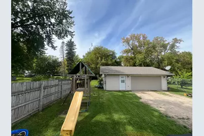 1136 West Avenue, Detroit Lakes, MN 56501 - Photo 7
