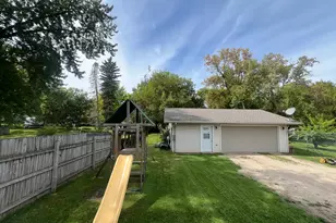 1136 West Ave, Detroit Lakes, MN 56501 - Photo 7