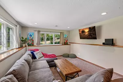 180 Cascade Court, Chanhassen, MN 55317 - Photo 33