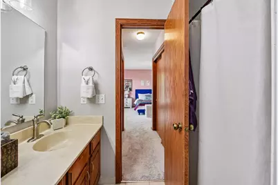 180 Cascade Court, Chanhassen, MN 55317 - Photo 25