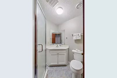 180 Cascade Court, Chanhassen, MN 55317 - Photo 35
