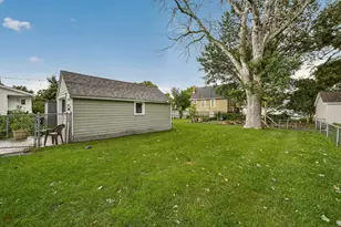 206 11th Ave NE, Rochester, MN 55906 - Photo 15