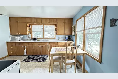 721 S 11th Street, Montevideo, MN 56265 - Photo 11