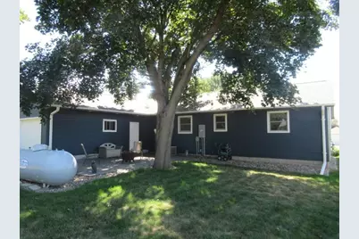 303 E 4th Avenue, Beaver Creek, MN 56116 - Photo 3