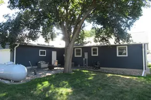 303 E 4th Ave, Beaver Creek, MN 56116 - Photo 3