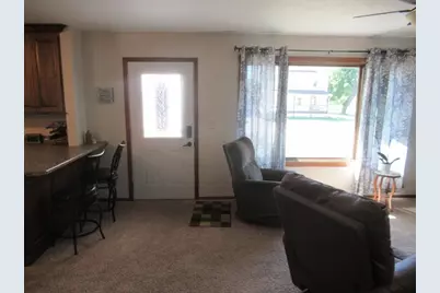303 E 4th Avenue, Beaver Creek, MN 56116 - Photo 9