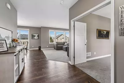 19495 Hilldale Avenue, Lakeville, MN 55044 - Photo 3