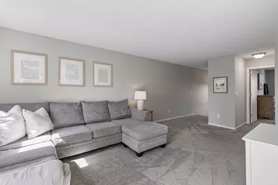 10237 Arrowwood Drive, Eden Prairie, MN 55347 - Photo 9