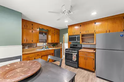 828 3rd Avenue S, South Saint Paul, MN 55075 - Photo 11