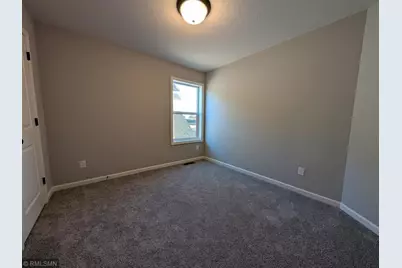 10593 Goodview Avenue S, Cottage Grove, MN 55016 - Photo 11