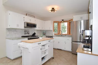 882 115th Avenue NE, Blaine, MN 55434 - Photo 9