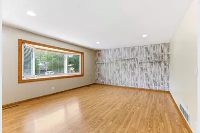 3855 66th Street E, Inver Grove Heights, MN 55076 - Photo 3