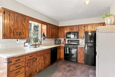 2262 Linwood Avenue E, Maplewood, MN 55119 - Photo 5