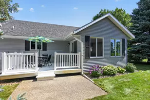 1258 Westbrook Cir, Alexandria, MN 56308 - Photo 3