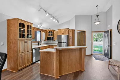 1258 Westbrook Circle, Alexandria, MN 56308 - Photo 7