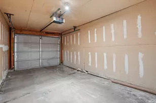 18669 Clear View Ct, Minnetonka, MN 55345 - Photo 31