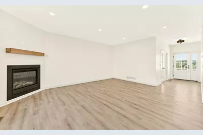 2214 Douglas Trail Drive SE, Pine Island, MN 55963 - Photo 7