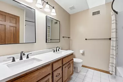 1316 Summit Oaks Drive, Burnsville, MN 55337 - Photo 23