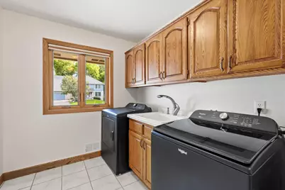 1316 Summit Oaks Drive, Burnsville, MN 55337 - Photo 17