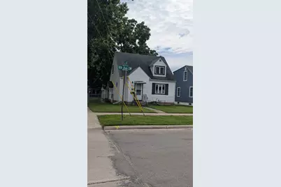 901 8th Avenue SW, Austin, MN 55912 - Photo 1