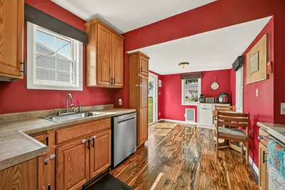 500 Center Avenue S, Hayfield, MN 55940 - Photo 3