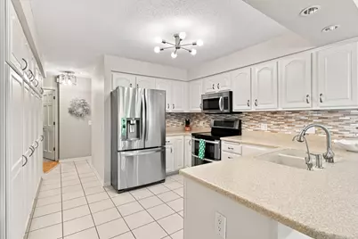 6287 Sequoia Circle, Eden Prairie, MN 55346 - Photo 5